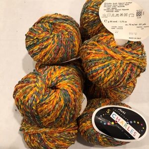 COPY - NWT A Fabulous novelty yarn for knitting,crocheting,weaving,crafting.